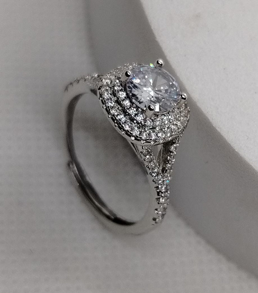 Maissanite Ring (Adjustable)